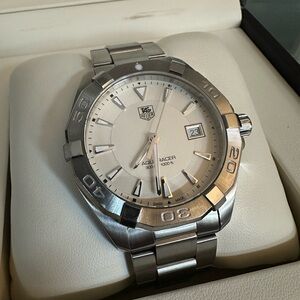 TAG Heuer Aquaracer Silver Men's Watch - WAY1111.BA0928